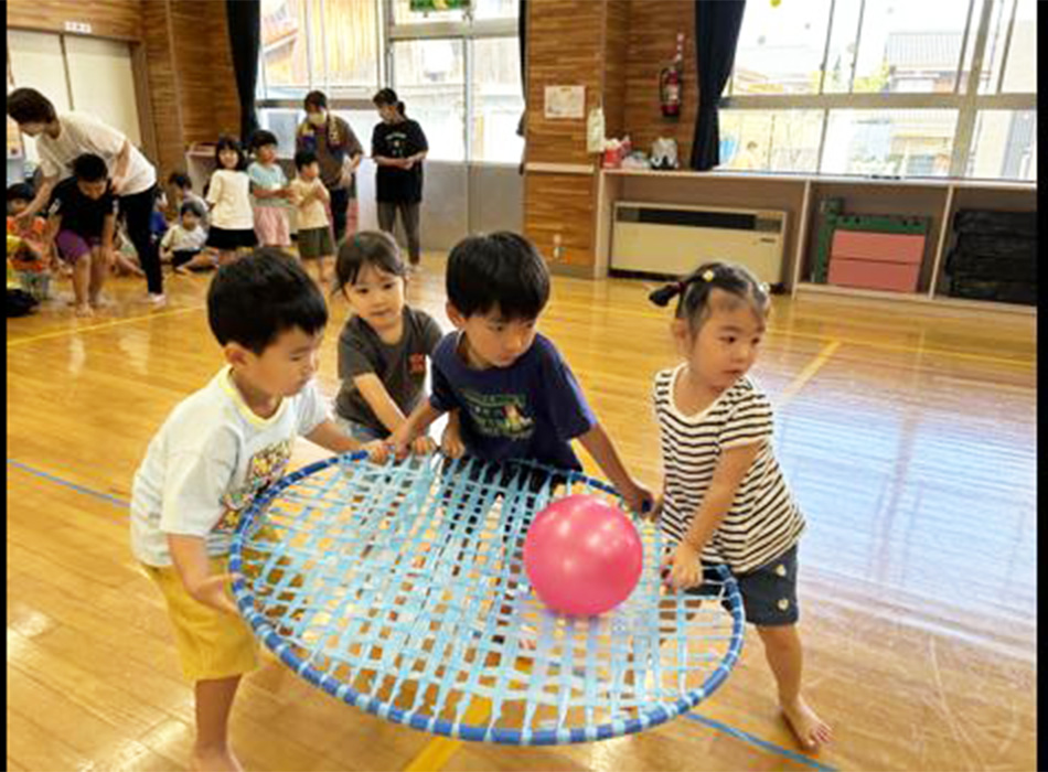 松原保育園　異年齢保育 写真